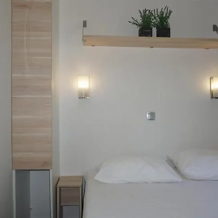 Luxe Voor 5 Personen Op Lei Suves - Joycasa