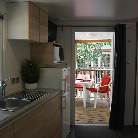 Camping Luxe Voor 5 Personen Op Lei Suves - Joycasa Roquebrune-sur Argens